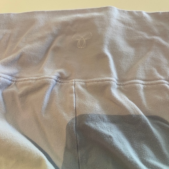 Aritzia shorts - Picture 3 of 4